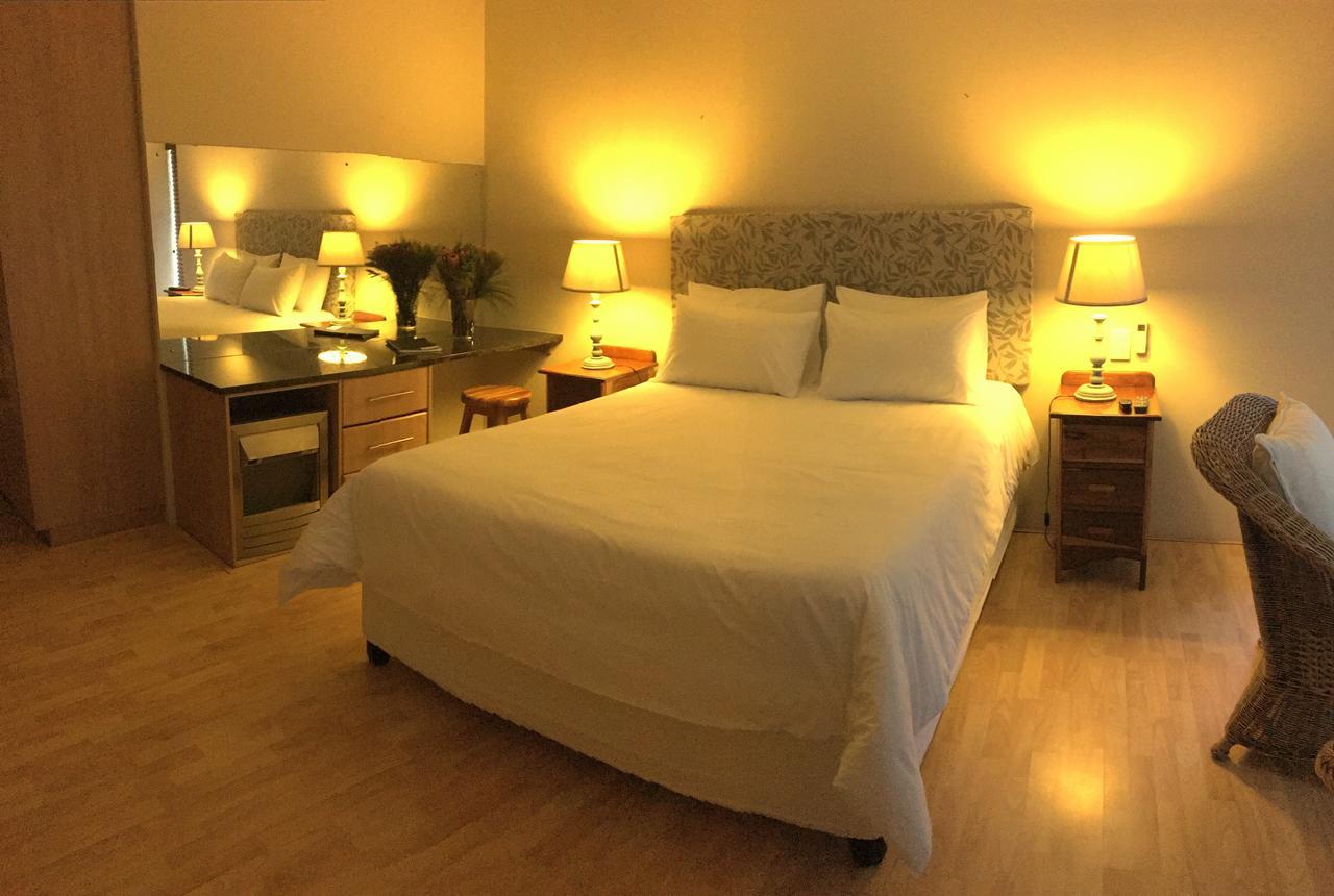 Marine 5 Boutique Hotel Gansbaai Kültér fotó